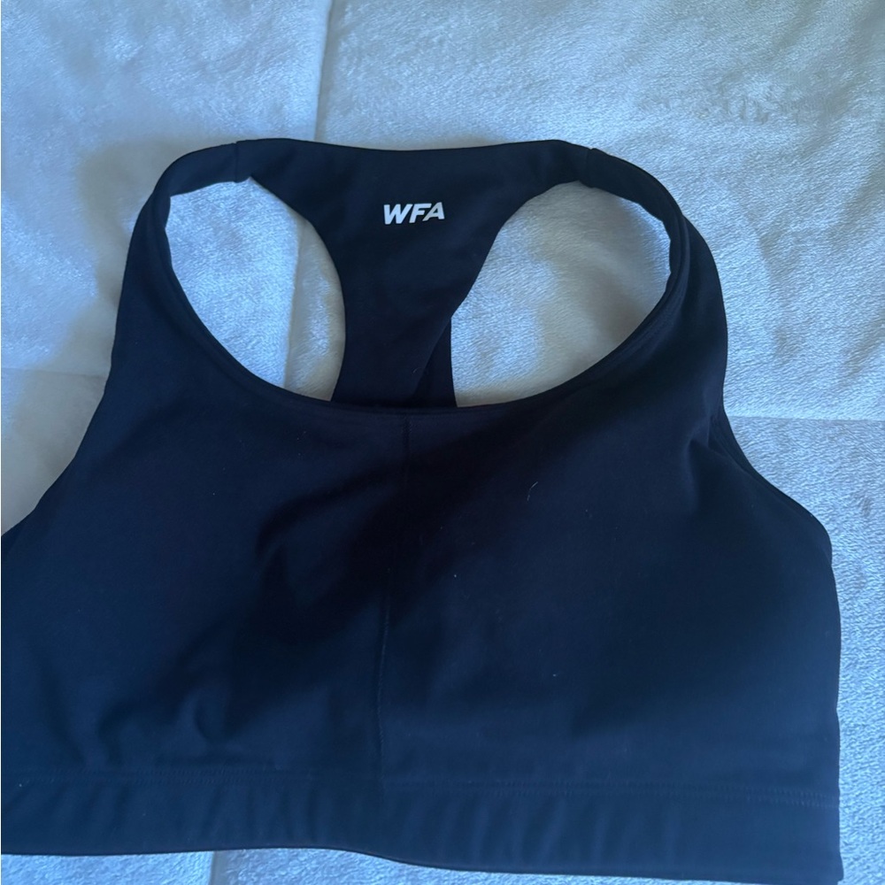 White fox  Women's Black Sports Bra